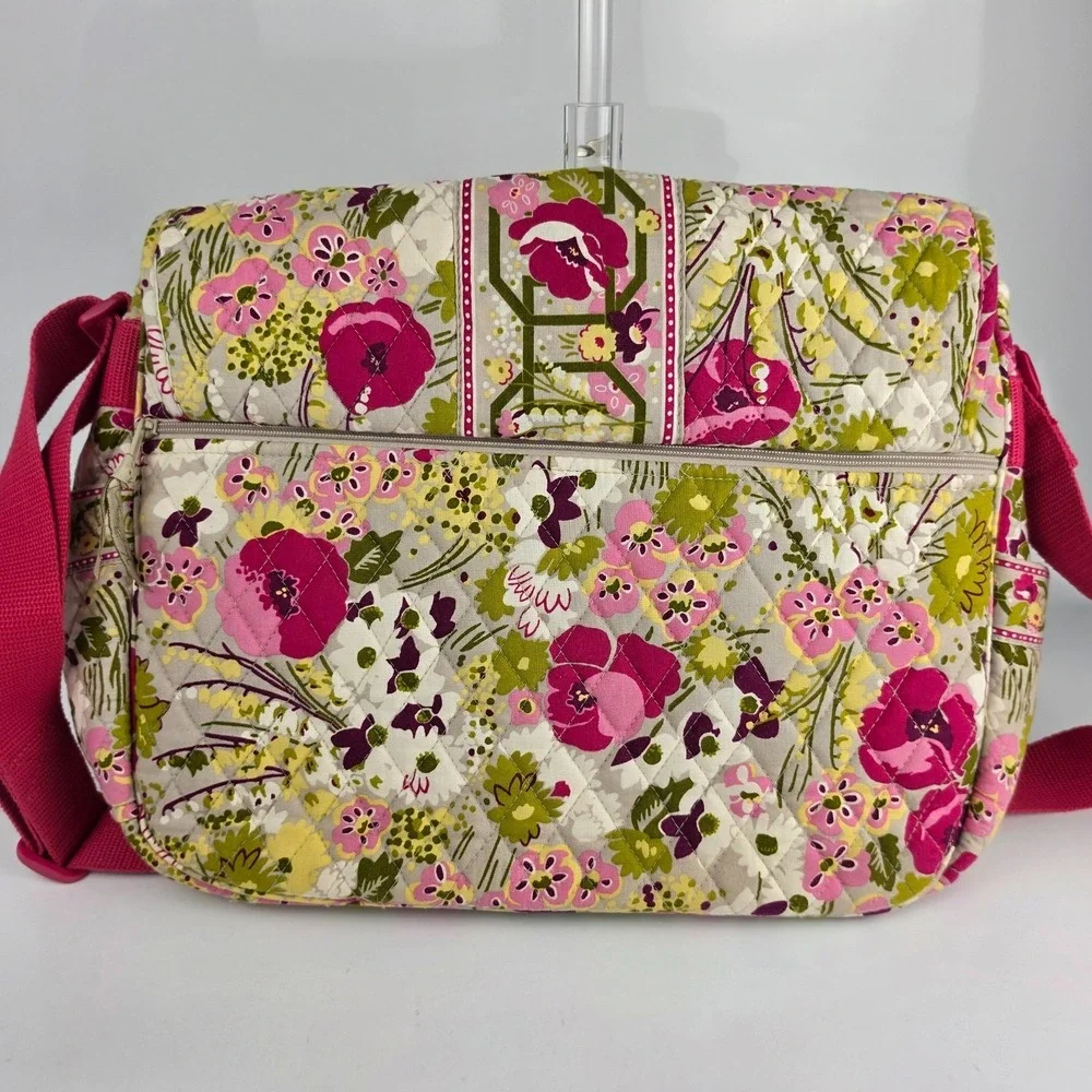 Vera Bradley Make Me Blush Quilted Laptop Messenger Bag‎ Retired 2010 Floral